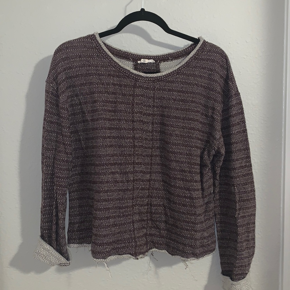 funky maroon cropped sweatshirt